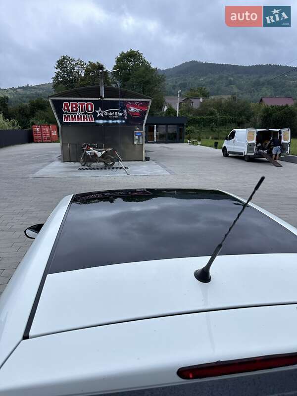 Хэтчбек Fiat Punto 2009 в Яремче