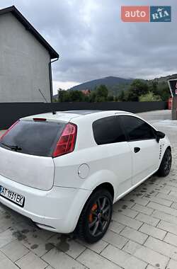 Хэтчбек Fiat Punto 2009 в 