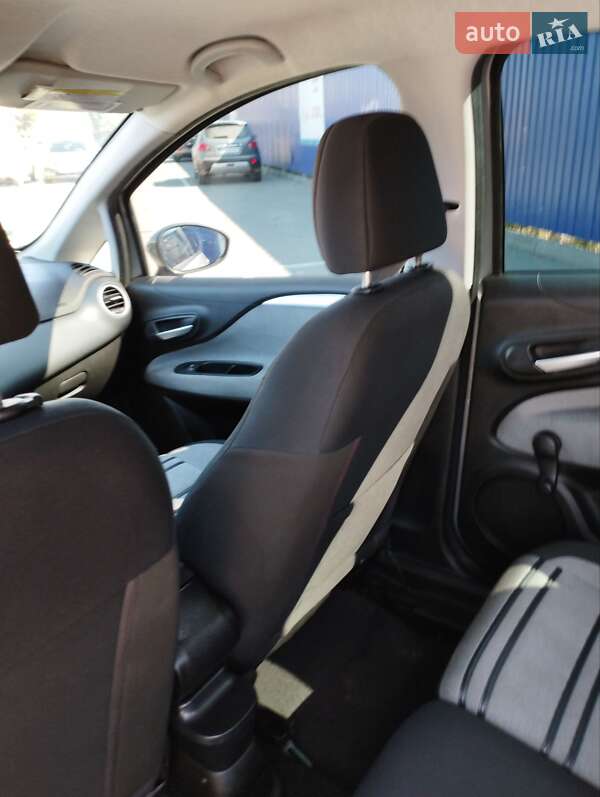 Хэтчбек Fiat Punto 2011 в Калуше