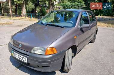 Хэтчбек Fiat Punto 1998 в 