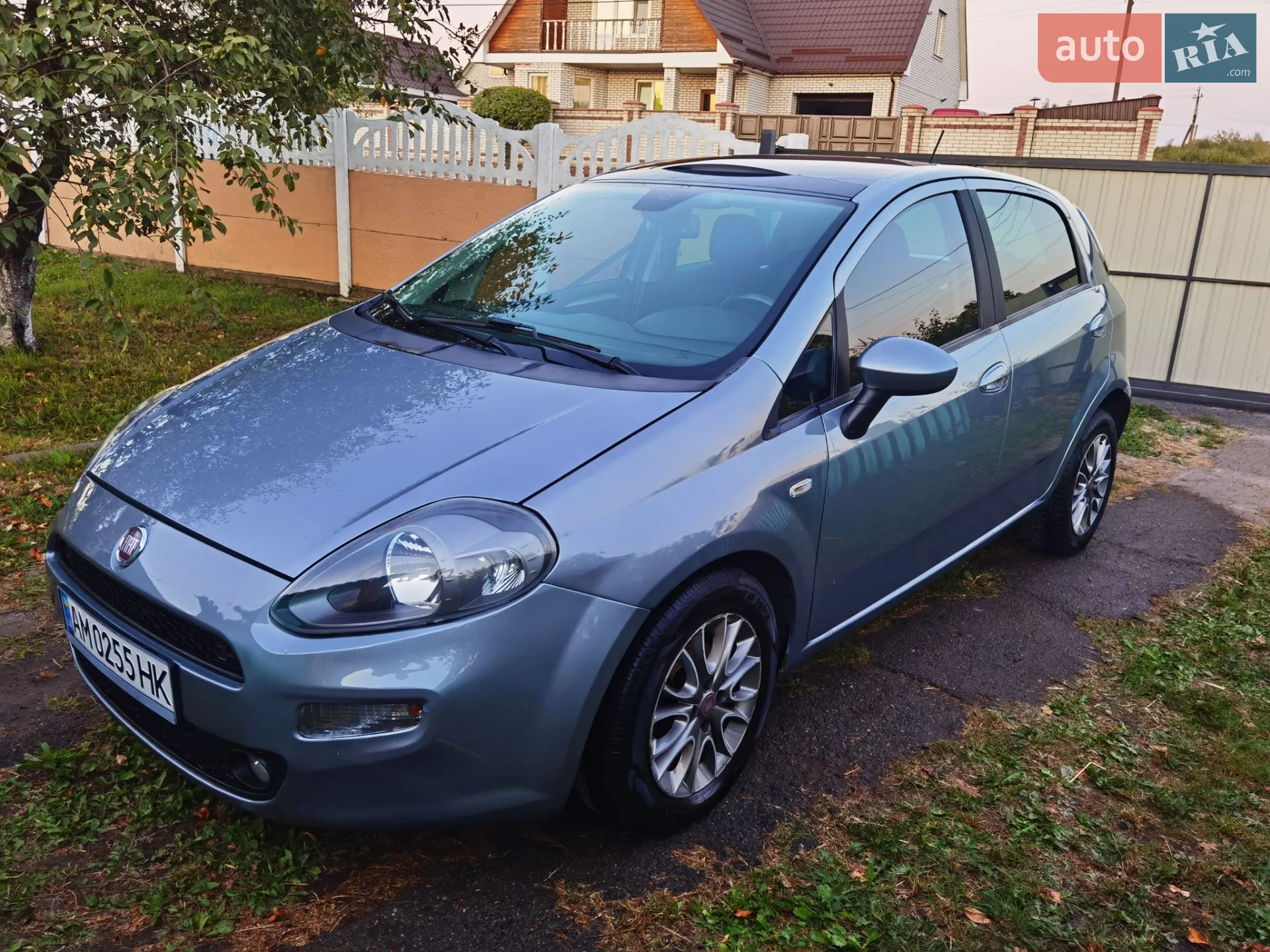 2012 Fiat Punto - мініатюра 3