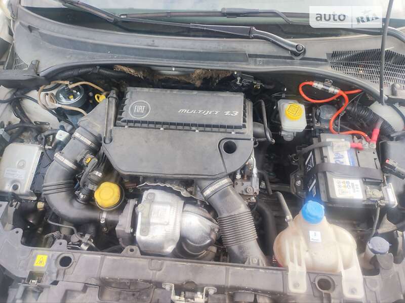 Хэтчбек Fiat Punto 2010 в Стрые