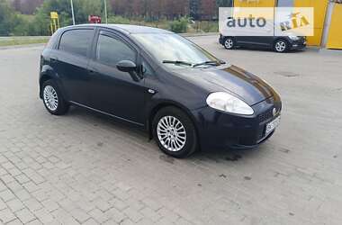 Хэтчбек Fiat Punto 2009 в Ровно