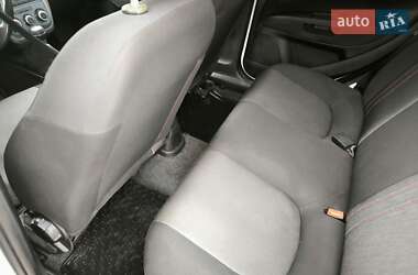Хэтчбек Fiat Punto 2014 в 
