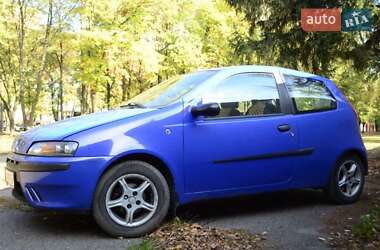 Хэтчбек Fiat Punto 2002 в Полтаве