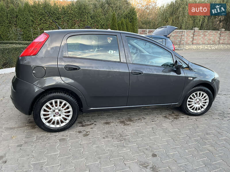 Хетчбек Fiat Punto 2011 в Підволочиську