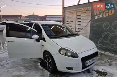 Хэтчбек Fiat Punto 2008 в Мукачево