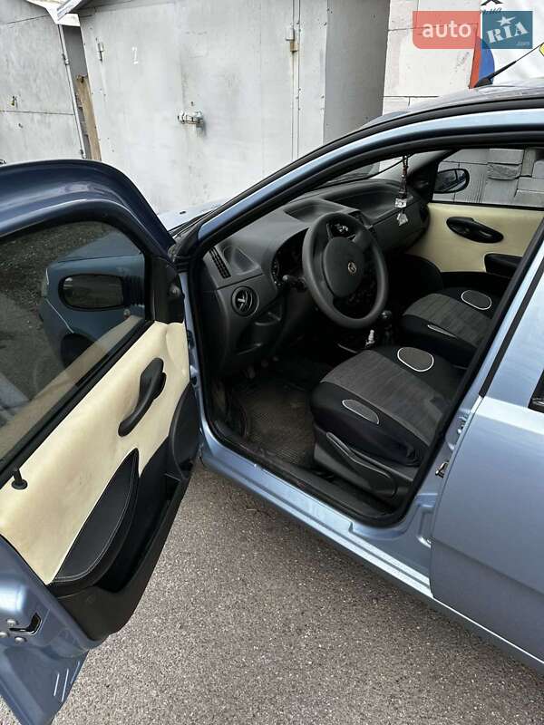 Хэтчбек Fiat Punto 2010 в Одессе фото 5 Хэтчбек Fiat Punto 2010 в Одессе