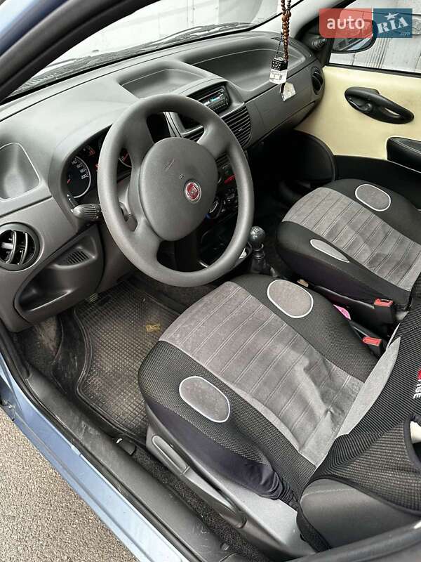 Хэтчбек Fiat Punto 2010 в Одессе фото 4 Хэтчбек Fiat Punto 2010 в Одессе