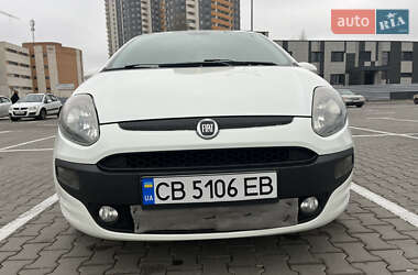 Хэтчбек Fiat Punto 2011 в Киеве