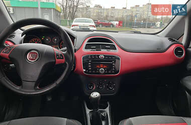 Хэтчбек Fiat Punto 2011 в Киеве