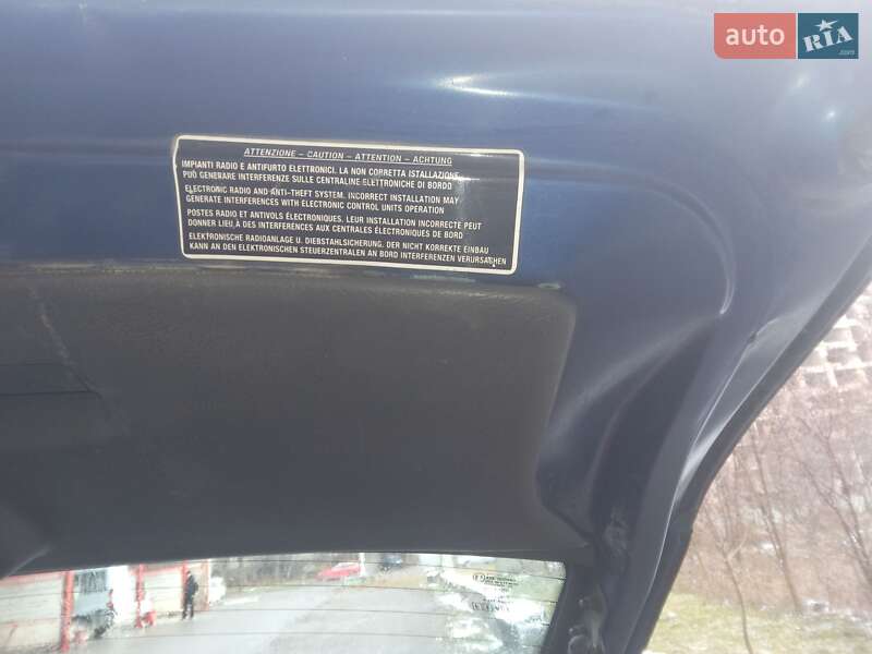 Хетчбек Fiat Punto 1997 в Чернівцях фото 44 Хетчбек Fiat Punto 1997 в Чернівцях