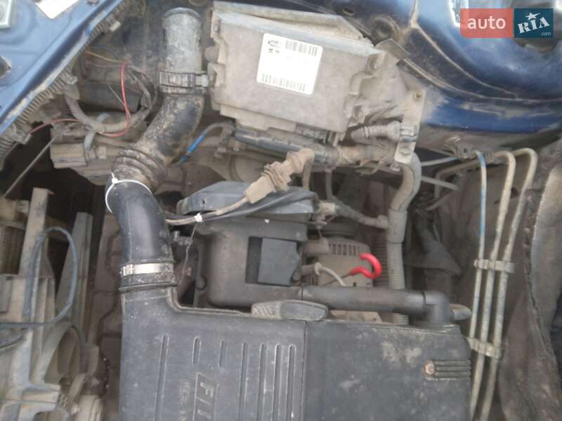 Хетчбек Fiat Punto 1997 в Чернівцях фото 88 Хетчбек Fiat Punto 1997 в Чернівцях