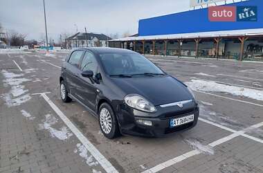 Хетчбек Fiat Punto 2010 в Долині