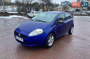 Хэтчбек Fiat Punto 2009 в Ровно