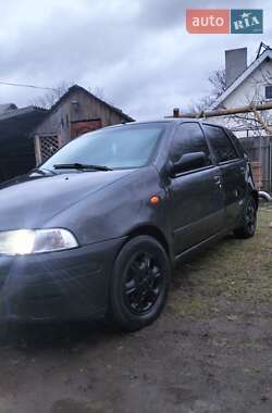 Хэтчбек Fiat Punto 1998 в 