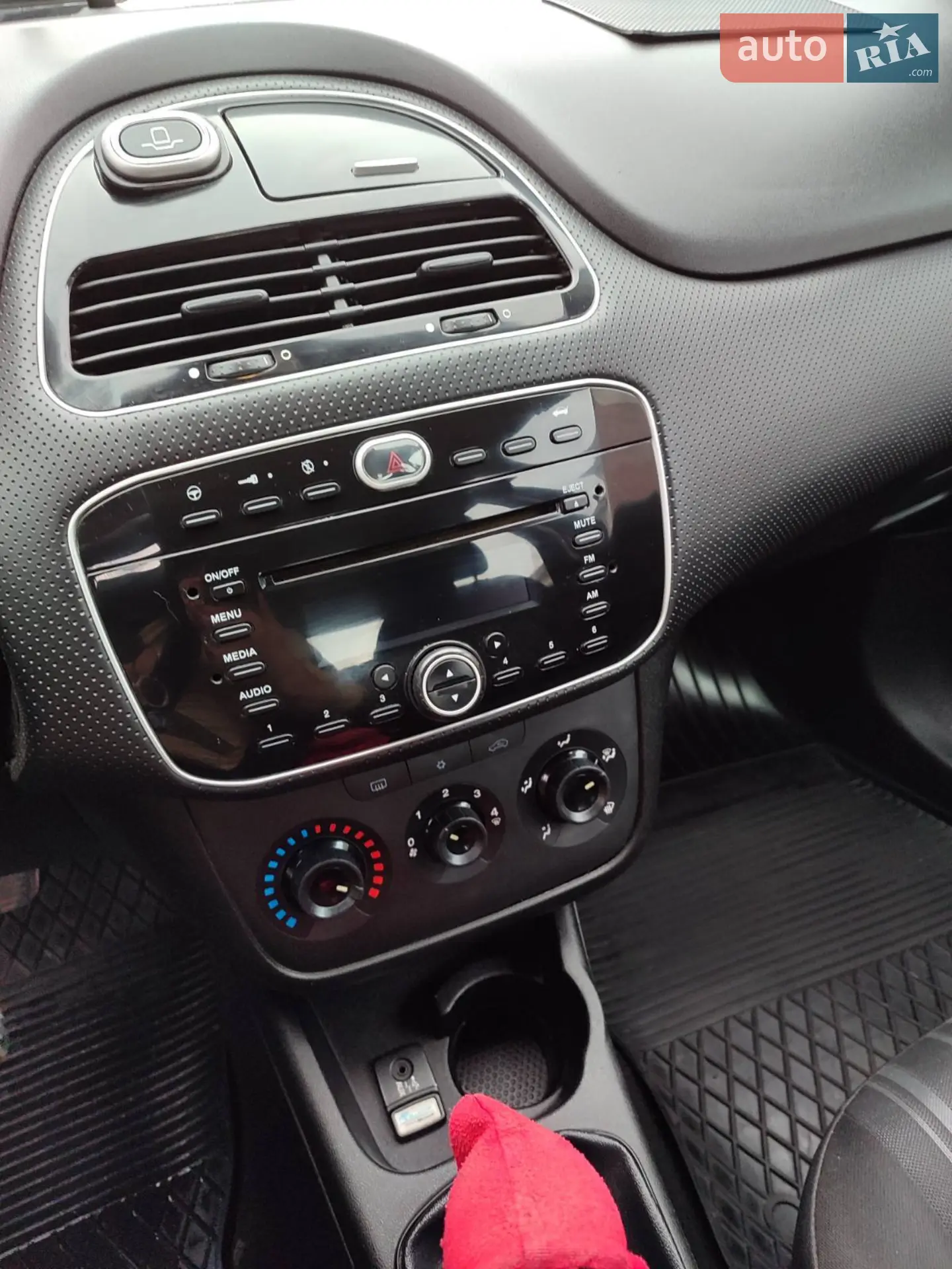 2011 Fiat Punto - мініатюра 11
