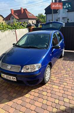 Хэтчбек Fiat Punto 2007 в 
