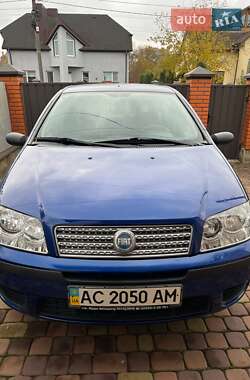 Хэтчбек Fiat Punto 2007 в 