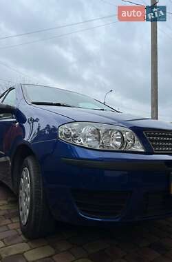 Хэтчбек Fiat Punto 2007 в 