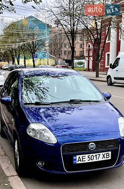Хэтчбек Fiat Punto 2007 в 