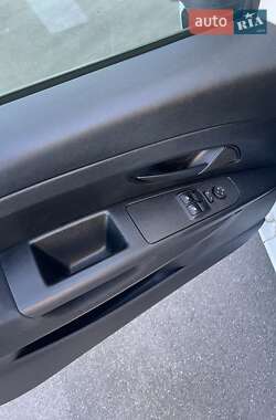 Хэтчбек Fiat Punto 2009 в 