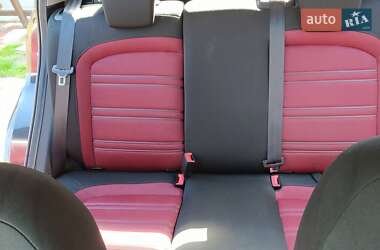 Хэтчбек Fiat Punto 2010 в 