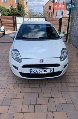 Хэтчбек Fiat Punto 2015 в Киеве