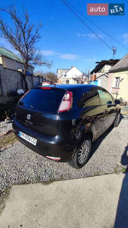 Хэтчбек Fiat Punto 2012 в Житомире фото 4 Хэтчбек Fiat Punto 2012 в Житомире