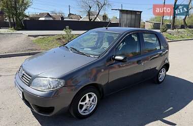 Хэтчбек Fiat Punto 2003 в 
