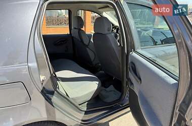 Хэтчбек Fiat Punto 2003 в 