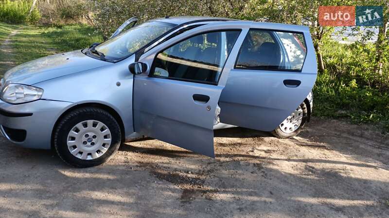 Хэтчбек Fiat Punto 2007 в Умани