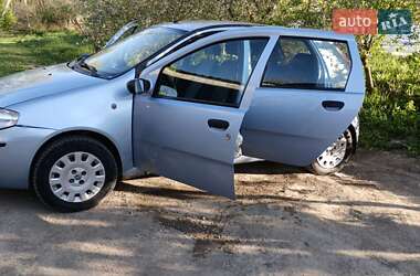 Хэтчбек Fiat Punto 2007 в 