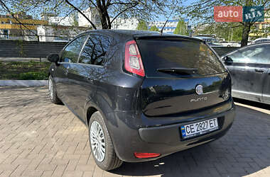 Хэтчбек Fiat Punto 2010 в 