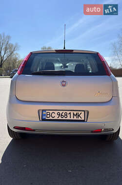 Хетчбек Fiat Punto 2009 в 