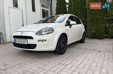 Хэтчбек Fiat Punto 2012 в 