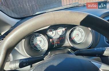 Хетчбек Fiat Punto 2011 в 
