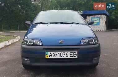 Хетчбек Fiat Punto 1999 в 