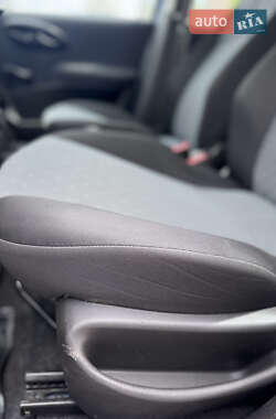 Хэтчбек Fiat Punto 2007 в 