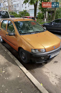 Хэтчбек Fiat Punto 2000 в 