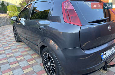 Хэтчбек Fiat Punto 2008 в 