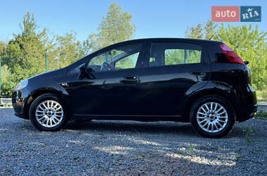 Хэтчбек Fiat Punto 2009 в 