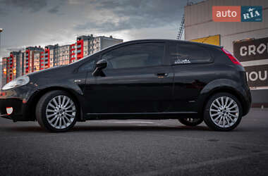 Хэтчбек Fiat Punto 2006 в 