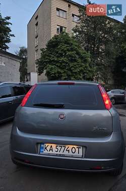 Хэтчбек Fiat Punto 2008 в 