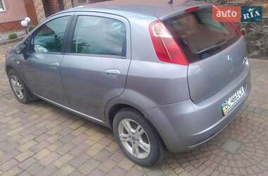 Хэтчбек Fiat Punto 2006 в 