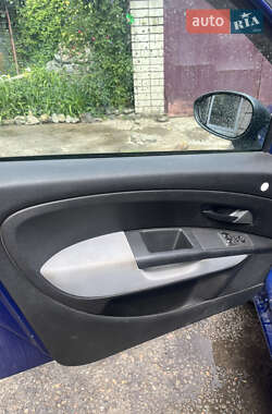 Хэтчбек Fiat Punto 2006 в 