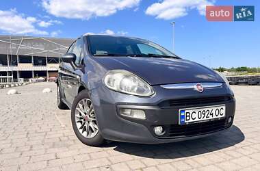 Хэтчбек Fiat Punto 2010 в 