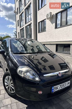 Хетчбек Fiat Punto 2010 в Острозі