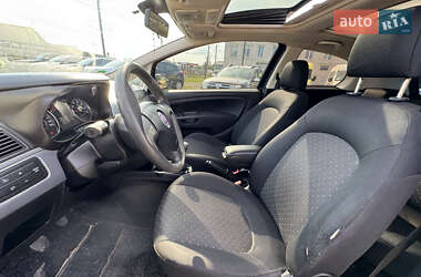 Хэтчбек Fiat Punto 2009 в 