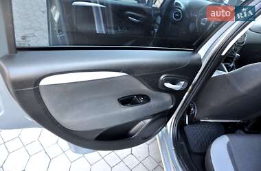Хэтчбек Fiat Punto 2012 в 